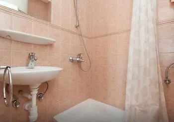 Kate Apartman